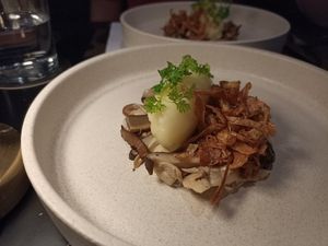 Roasted Wild Mushrooms, smoked mash, parsnip chips at Rogue Bistro in Newstead