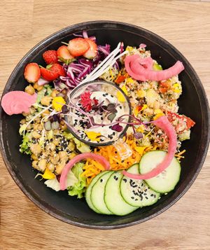 Buddha bowl  at La Plume Végétale in Aix-en-provence