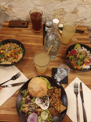  at La Plume Végétale in Aix-en-provence