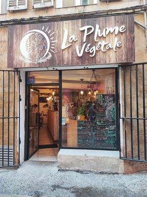  at La Plume Végétale in Aix-en-provence
