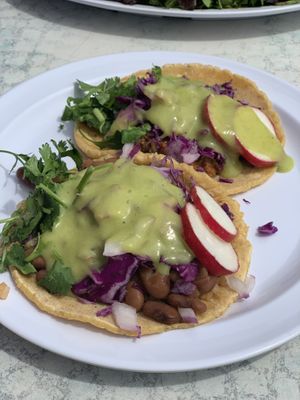 El pobre and El especial 🌮 at Flacos in Berkeley