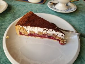 Feuerwehrkuchen at Geyer-Schloss Reinsbronn in Creglingen