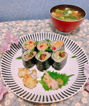 Vegan Sushi Lunch Set

-Teriyaki Mushroom Maki Roll
-Mexican Sushi Maki Roll
-Side of Yellow Miso Soup w/ Spring Vegetables & Cauliflower Karage at Momma Noodles - Pop Up in Zushi