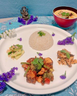 Thai Dinner Set 2

-Vegan Tom Kha Soup

-Nam Tok Het (Mushroom Waterfall Salad) / Spicy Cucumber Peanut Salad 

-Vegan, Pad Med Mamuang (Thai Cashew Nut Stir Fry) & side of B at Momma Noodles - Pop Up in Zushi