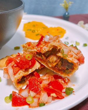 Colombian Dinner Set

-Vegan Empanadas topped w/ Hogao Salsa & Sour Cream at Momma Noodles - Pop Up in Zushi