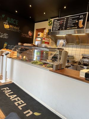   at Falafel n' Juice in Oslo
