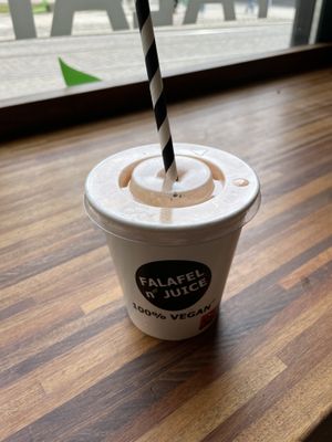   at Falafel n' Juice in Oslo