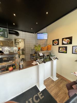   at Falafel n' Juice in Oslo