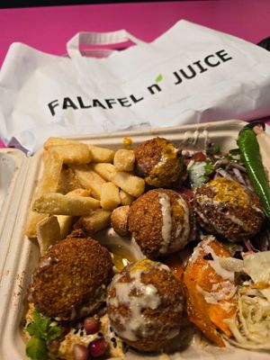  at Falafel n' Juice in Oslo