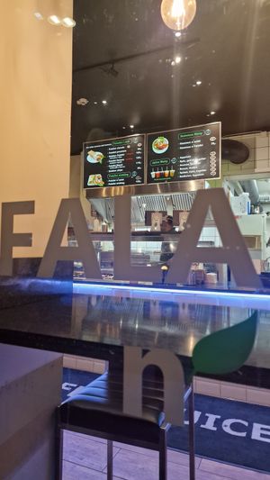  at Falafel n' Juice in Oslo