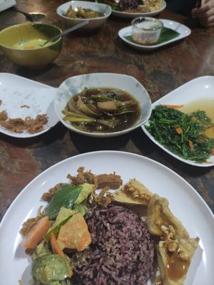 Different surprise dishes (420 THB total) at Orchid Spa in Koh Tao