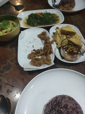 Different surprise dishes (420 THB total) at Orchid Spa in Koh Tao