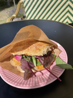 Hummus sandwich   at Strandcaféen in Broendby