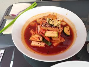 Tteok-bokki (vegan) at Buja Vegetarien in Paris