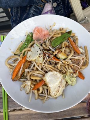 Yakisoba   at Buja Vegetarien in Paris