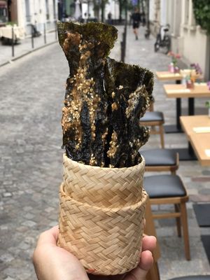 Fried seaweed with sesame at Buja Vegetarien in Paris