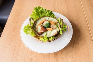 Kang Keaw Wan (Green curry soup) at Buja Vegetarien in Paris