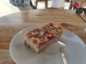 Veganer Müsli-Beeren-Kuchen at Kaffeklatsch in Heligoland