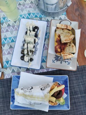 Pita with mushrooms, 🥑 and fries =vegan; Dolomaki and Fava =vegetarian?! at Sweet Revenge in Zakinthos