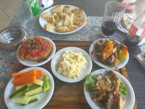 Pita and humus, vegan menu - mushrooms, Grilled vegetables and more at Sweet Revenge in Zakinthos