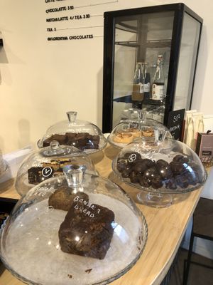 Brownie, banana bread, cinnamon roll, marble cake and chocolate dates.  at Florentina in Rotterdam