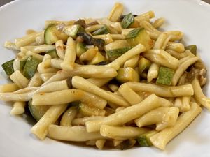 Strozzapreti con funghi, pomodori, zucchini e asparagi  at Al Passante in Cagli