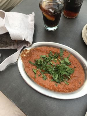 Free vegan apetizer (spicy eggplant with bread) at Mirou in Hamburg