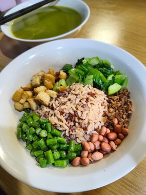 Thunder rice at Pine Tree Cafe 长春树 - Fortune Centre in Central Singapore