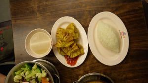 Wantons at Pine Tree Cafe 长春树 - Fortune Centre in Central Singapore