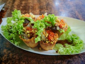 Kueh Pie Tee (taukwa bites replaces eggs) at Pine Tree Cafe 长春树 - Fortune Centre in Central Singapore