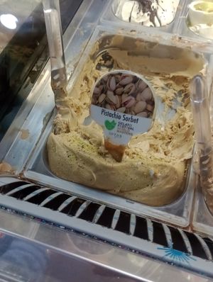 The best at Gelateria Zotos in Santorini