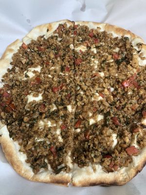 Vegan Lahm Bajin  at Furn El Sabaya in Aamchit