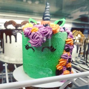 Unicorn witch Halloween cake at Papa Ganache in Matawan
