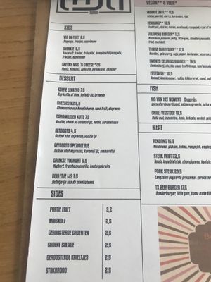 Menu at Strandpaviljoen Twaalf in Den Hoorn Texel