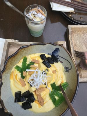 sweet tooth at Caphe HOA 2 in Berlin