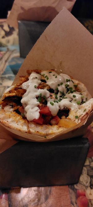 Vegan pita shawarma (9,90€) at Doña Rosa in Barcelona