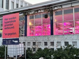 Het lab waar de groente en kruiden worden verbouwd at Phood Kitchen in Eindhoven