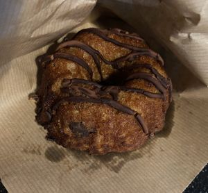 Chocolate chip banana bundt cake: vegan and tasty. at Toastable in Utrecht