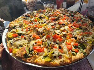 The hot veggie pizza with marinara sauce and vg cheese at Fast Eddie's Pizza in Bellville