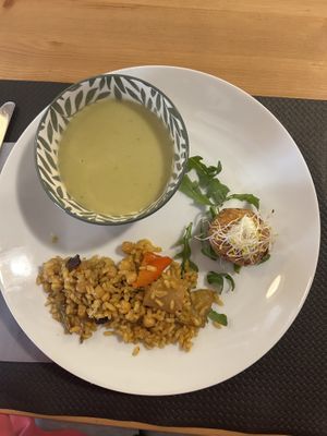 Antipasti  #Veganuary at La Cuina d'Adel in Valencia