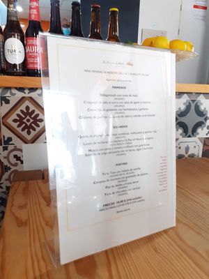 A menu at La Cuina d'Adel in Valencia
