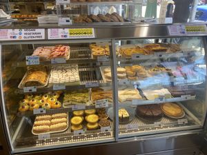 Everything with a green sticker is vegan!🤯  at Richoux Patisserie in Auckland