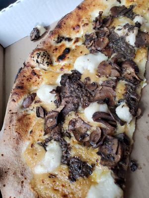 Tartufo pizza at Pizzeria Grano in Vancouver