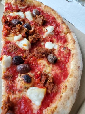 Diavola pizza at Pizzeria Grano in Vancouver