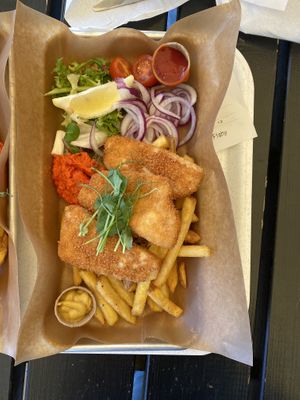 Fish n chips   at Kåseberga Fisk AB in Loderup