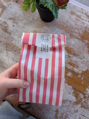 Lollies at How On Earth in Exeter