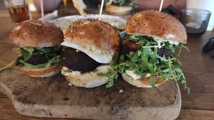 Vegan sliders at Submarine Burger in Rijeka