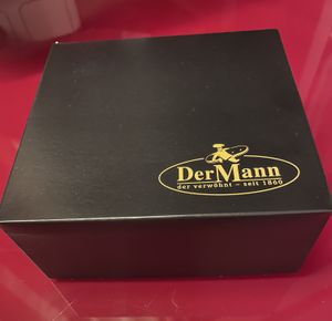 Take away box  at Der Mann der Verwöhnt in Vienna