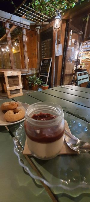 Cheescake vegana at Brio in Tarifa