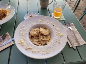 Ravioli mit Kürbis und Parmesan. at Brio in Tarifa